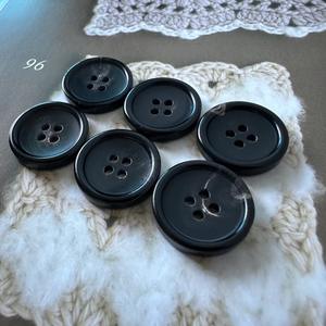 Botón Natural de Cuerno de Búfalo al por Mayor, Acabado en Blanco para Accesorios de Ropa, Alta Calidad - Product Image 1