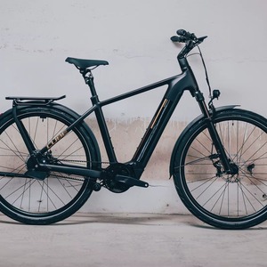 Prêt à être expédié : Kathmandu Hybrid Comfort SLX 800 2025 - Product Image 1