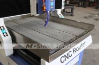Machine CNC miniature pour le travail du bois, idéale pour la fabrication de pendentifs, médailles, badges et objets artisanaux en bois – Fournisseur direct usine