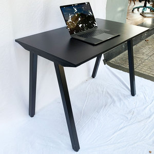 HBPL001 Escritorio para Computadora de Madera de Caucho de 100x60cm con Sistema PLY y Patas de Ensamblaje - Product Image 2