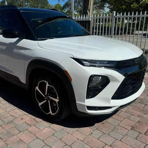 USADO 2023 Volante a la izquierda Bajo kilometraje Transmisión automática Asientos de cuero Sin accidentes y listo para enviar - Product Image 1