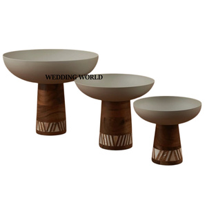 Juego de Dos Tazones para Chocolate con Acabado Dorado Mate, Forma Redonda, de Lujo, Nuevo, Venta al por Mayor - Product Image 6