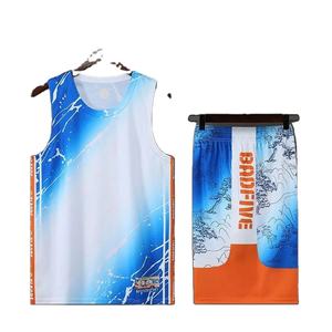 Conjunto de camiseta de baloncesto nueva de alta calidad, uniforme deportivo personalizado con su nombre y número, uniforme deportivo para hombres y mujeres - Product Image 3