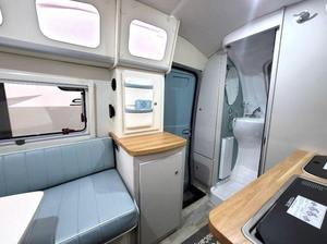 Remolque de Campamento Híbrido Pop Top 2024, Nuevo Modelo Mini Moderno en Forma de Lágrima, con Baño, Capacidad para 6-8 Personas, Suspensión Semi Todoterreno, Tanque de Agua de 95L - Product Image 6