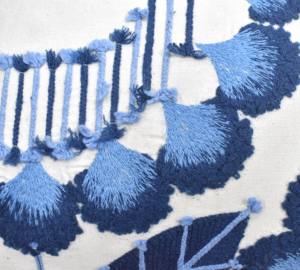 Housse de coussin 100% coton brodé floral écologique pour intérieurs de maison et d'hôtel Nouvel accessoire décoratif - Product Image 3