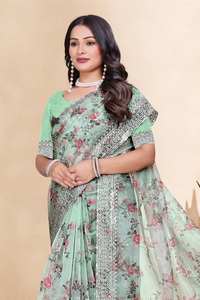 ผ้าส่าหรีสำหรับผู้หญิงพิมพ์ลายผ้าไหมส่าหรีสำหรับงานแต่งงานงานปาร์ตี้จากนักออกแบบชาวอินเดีย - Product Image 3