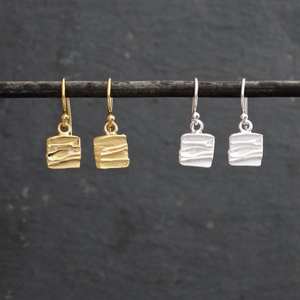 925 boucles d'oreilles carrées en argent sterling massif boucles d'oreilles de tous les jours texturées en couches plaqué or pour tous les types de fêtes pour les mariages - Product Image 2