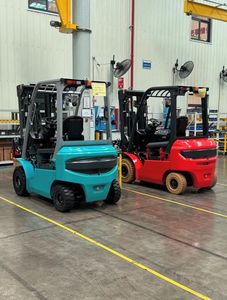 Carretilla elevadora de capacidad de motor diésel recién llegada. - Product Image 6