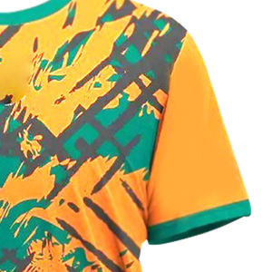 Camiseta Deportiva con Cuello Redondo y Corte Automatizado para Adultos, Impresión por Sublimación Completa, Diseño Sólido, Ropa de Fútbol Transpirable, 100% Poliéster - Product Image 4