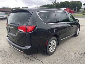Chrysler Pacifica Touring-L d'occasion 2017 à bas prix à vendre - Product Image 4
