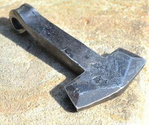 Men's Vintage Stainless Steel Necklace Pendant Hand Forged Metal <b>Leaf</b> Keyring New Design Fashion <b>Jewelry</b> for Weddings - Product Image 4