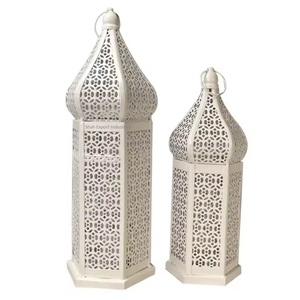Linternas de velas marroquíes de Metal blanco antiguo para decoración del hogar para Ramadán y EID Linternas colgantes y de piso - Product Image 4