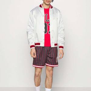 แจ็กเก็ตผ้าแคนวาสคอตั้งสำหรับผู้ชายเสื้อแจ็กเก็ตกันน้ำมีกระดุมสำหรับใส่ไปวิทยาลัยเบสบอลกันน้ำออกแบบได้ตามต้องการ - Product Image 3