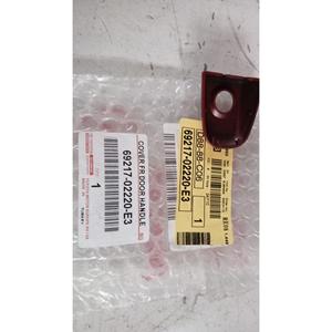 Copertura Maniglia Anteriore Sinistra TOYOTA C-HR Hybrid (16>23) 69217-02220-E3 Benzina - Product Image 5