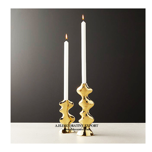 Bougeoir élégant pour la décoration de la maison Bougeoir décoratif fait main plaqué argent avec dessus de table dans un nouveau design - Product Image 2