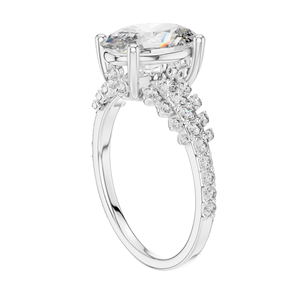 Anillo de Diamante Ovalado de Laboratorio de 2.57 CT para Mujer, Claridad VVS-VS EF, Oro de 18KT, 14KT, 10KT y Plata 925, Opción de Moissanita Disponible - Product Image 5