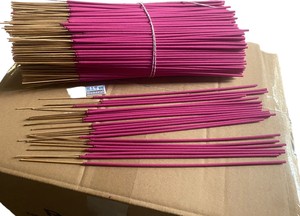 Cajas de polvos de Agarbatti de estilo chino perfumadas de rosa de Vietnam de fábrica de varitas de incienso crudo Rosa superventas para contacto religioso + 84 - Product Image 4