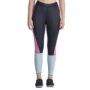 Leggings de yoga pour femmes à prix raisonnable, mi-longs, respirants, écologiques, de qualité supérieure, anti-plis, très tendance et élastiques - Product Image 3