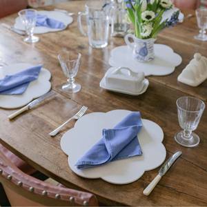 แผ่นรองจานหอยเชลล์เคลือบแล็กเกอร์สำหรับประดับโต๊ะอาหารทำในเวียดนาม - Product Image 5