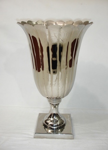 Vase à fleurs en métal en laiton fantaisie de luxe moderne de qualité supérieure avec finition en nickel pour mariage et décoration de la maison pour utilisation sur table - Product Image 6