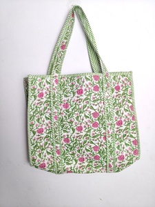 Sac fourre-tout en coton indien Kantha fait sur mesure, sac à main décontracté pour femmes, sac à bandoulière bohème, sacs de shopping en patchwork pour femmes. - Product Image 2
