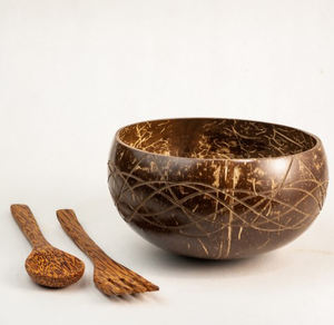 Respectueux de l'environnement: bol à bougie en coquille de noix de coco fabriqué à la main-l'ajout écologique parfait pour la décoration intérieure à bas prix - Product Image 4