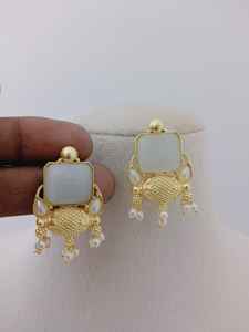 Conjunto de pendientes de gota de Esmeralda cuadrada de diseño único de Royal Stone Moda rica y elegante para niñas y mujeres - Product Image 5