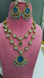 Conjunto de Collar Tradicional Indio de Primera Calidad, Ideal para Bodas y Ocasiones Festivas, Hermoso Par de Pendientes de Latón - Product Image 5