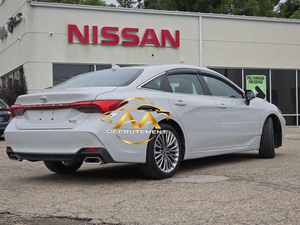 Toyota Avalon berline 2022, moteur essence automatique, phares LED, pneus R17, 5 places, intérieur tissu, conduite à gauche - Product Image 4