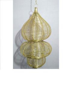 Farol de Metal con Alambre de Hierro, Farol Decorativo de Metal Curvado a Mano, Decoración para Fiestas de Cumpleaños y Navidad, Portavelas - Product Image 1