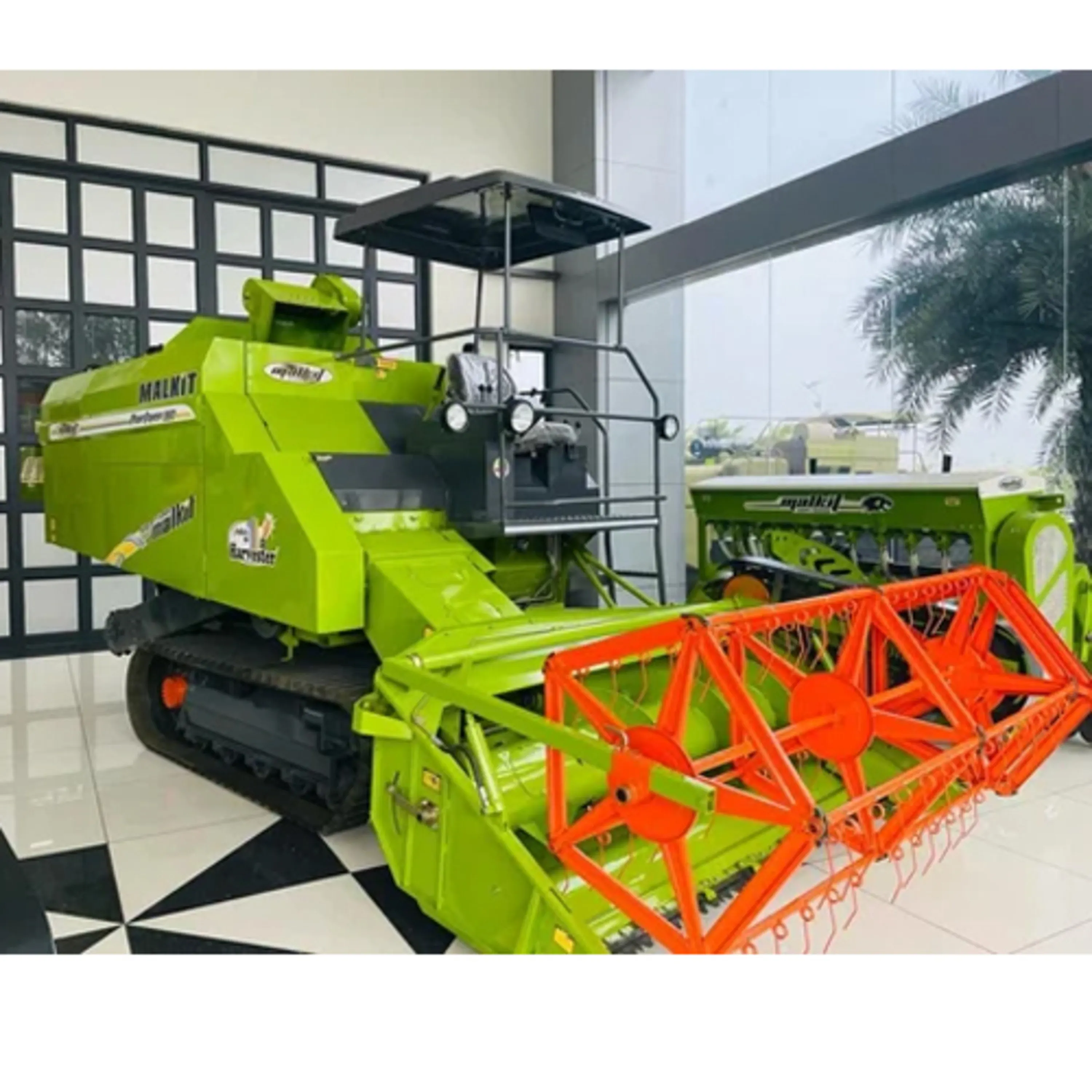Buy Original Quality Agriculture Machinery Combine Harvester For Rice And Wheat Cheap Combine Harvester Available For Sale