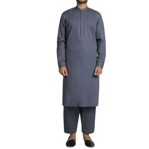 Elegante Conjunto Kurta y Shalwar Verde Oliva para Hombre con Mangas Largas, Cuello Mao y Tapeta de Botones, Estilo Tradicional Pakistaní Indio - Product Image 3