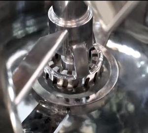 Homogénéisateur à cisaillement élevé professionnel pour la fabrication de crèmes cosmétiques, lotions et onguents - Product Image 2