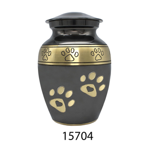 Urna Funeraria Premium de Latón para Mascotas con Motivo de Huella Impresa, Perfecta para Preservar Recuerdos Preciosos de Perros y Gatos - Product Image 4