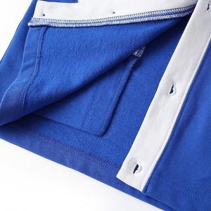 Cardigan rayé bleu et blanc Zeta Phi pour femme, broderie de lettres grecques, tricot boutonné, pull décontracté, logo et étiquette personnalisés de la sororité - Product Image 4