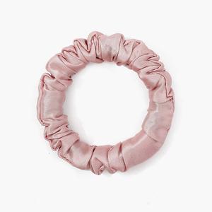 Lazos elásticos para el cabello para mujer, Logo personalizado, 100% seda, accesorios para el cabello, OEM, goma para el pelo, hecho en Vietnam, venta al por mayor - Product Image 3