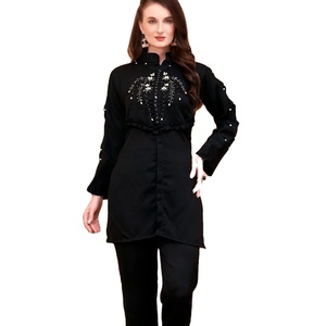 Juego de cordones de trabajo a mano con Secuencia de bordado de satén de diseñador por Fab Zone - Product Image 1