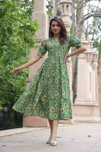 Robe maxi décontractée pour femmes, couleur verte unie, 100% coton, respirante, écologique, de haute qualité, pour tous les jours, occasion spéciale, prix de gros - Product Image 4