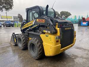 Venta Caliente, Precio de Fábrica, Minicargadoras Usadas NEW HOLLAND L320 con Bomba de Caja de Cambios y Rodamientos - 2001-4000 Horas de Uso - Product Image 5