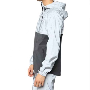 Survêtement coupe-vent d'extérieur avec capuche et poches imperméable pour l'entraînement en salle de sport, le jogging, le voyage et le style streetwear quotidien - Product Image 3