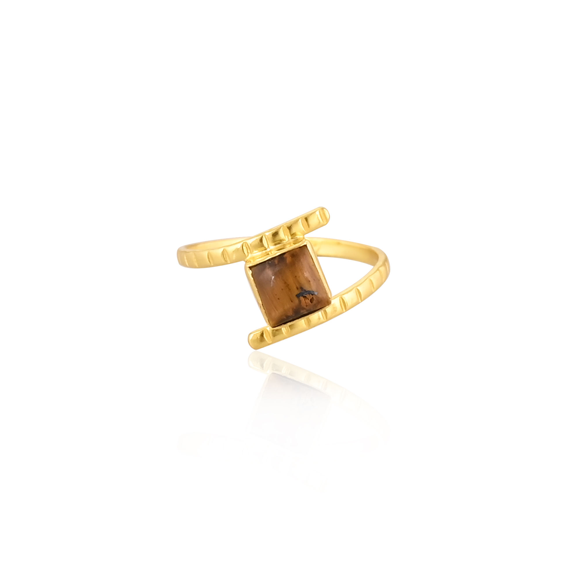 สีน้ำตาล