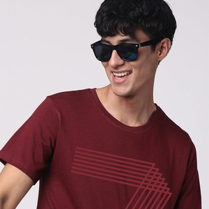 Vente en gros de t-shirts d'été décontractés pour hommes personnalisés t-shirts en coton léger et respirant design OEM streetwear mode - Product Image 4