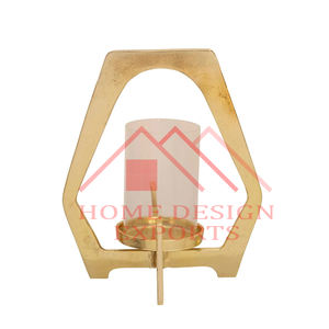 Vela de vidrio y metal de aluminio fundido con acabado dorado-Hurricane - Product Image 2