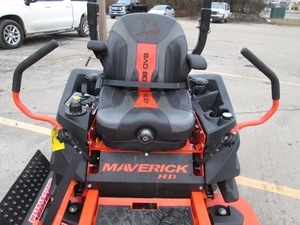 Cortacésped a Gasolina Autopropulsado Bad Boy MAVERICK HD 4800 2024 con Soporte ODM, Motor de 196cc y Caja Recolectora de Césped de 200L - Product Image 4
