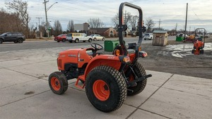 2017รถแทรกเตอร์อเนกประสงค์ขนาดกะทัดรัด4x4สำหรับ L2501รถแทรกเตอร์ฟาร์มพร้อมแบริ่งและปั๊มประสิทธิภาพสูง - Product Image 4