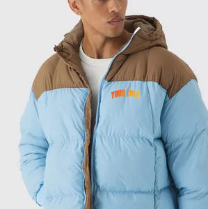 Chaqueta Acolchada de Invierno para Hombre con Aislamiento Ligero, Capucha y Logotipo Frontal - Ropa Exterior Informal para el Día a Día para una Comodidad en la Temporada de Frío - Product Image 2