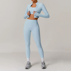 Ensemble de yoga trois pièces pour femmes comprenant un soutien-gorge de sport, un legging et une veste idéale pour l'entraînement, la course ou les vêtements de sport quotidiens - Product Image 4