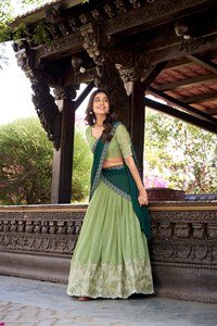 Lehenga choli ผ้าไหมแท้สำหรับเพื่อนเจ้าสาวงานแต่งงานแฟนซีงานเพชรสุดหรูอินเดียปากีสถาน - Product Image 2