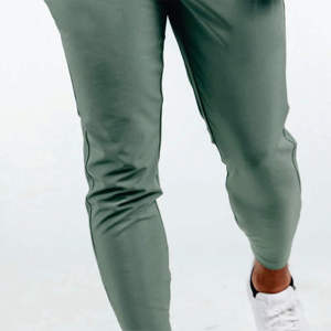 กางเกงกีฬาผ้าฝ้ายน้ำหนักเบาสำหรับผู้ชายกางเกงสเวตเตอร์มีกระเป๋า5กระเป๋าสีแบบปรับแต่งได้กางเกงตีกอล์ฟด้านหน้าเรียบเอวกลางมีซับลิเมชัน - Product Image 6