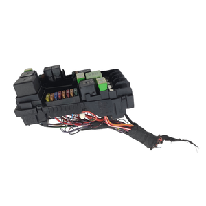Boîtier de commande porte-fusibles Volkswagen Golf 7 Berline 5Q0937125A CRKB, CXXB, DBKA Diesel 1600 (12>) - Product Image 2